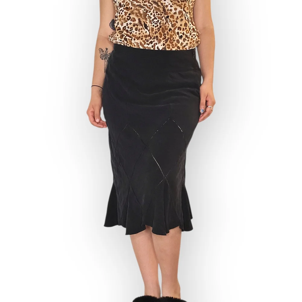 Vintage Y2k DKNY Black Midi Skirt ! - Picture 2 of 8